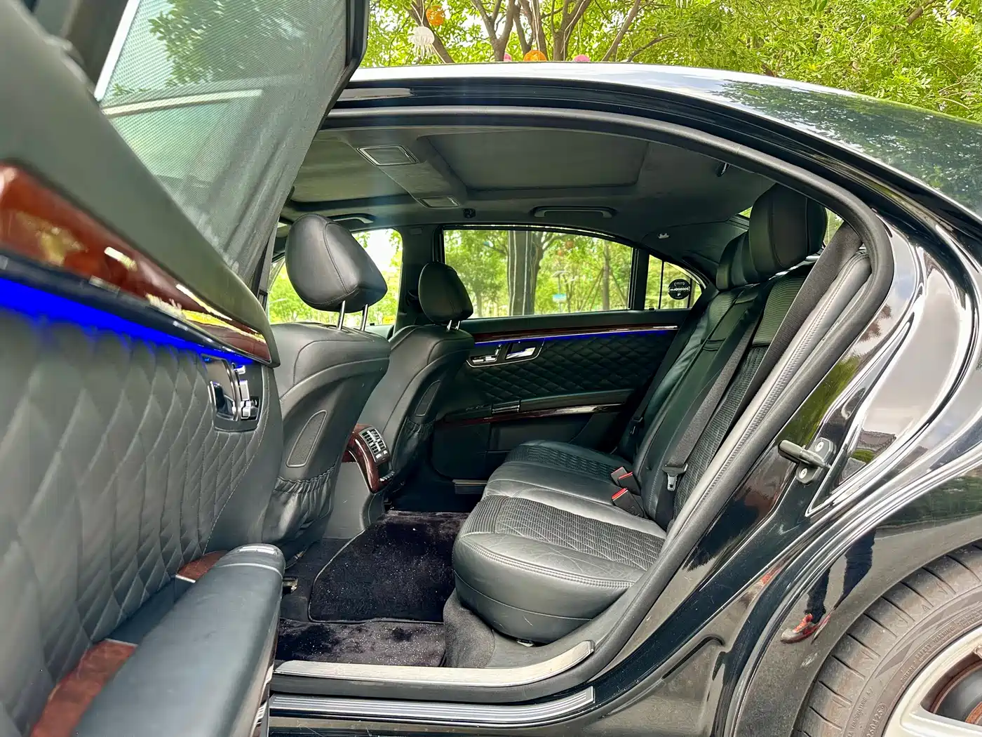 Mercedes-Benz S-Class фото 18