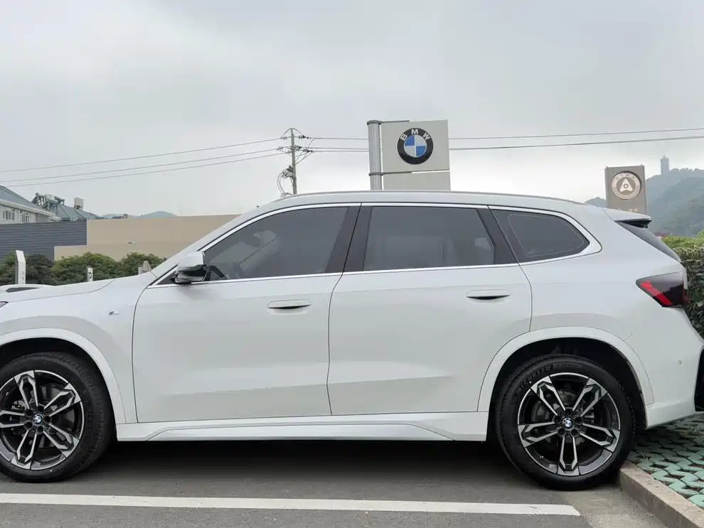 BMW X1 2023 sDrive25Li M Sport Package фото 11