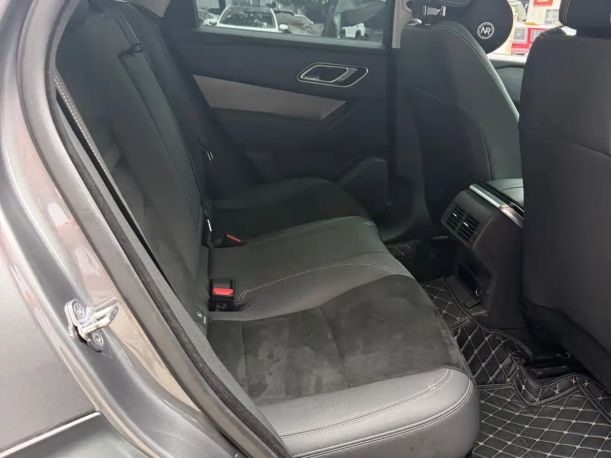 Land Rover Range Rover Velar 2018 P250 S фото 5