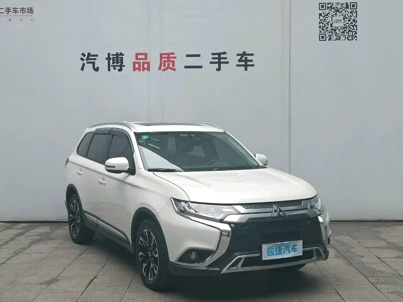 Mitsubishi Outlander 2019 2.0L 2WD Enjoy 5-Seater China VI фото 3
