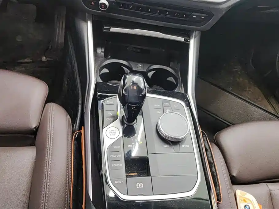 BMW 3 Series 2021 320i Sport Package фото 16