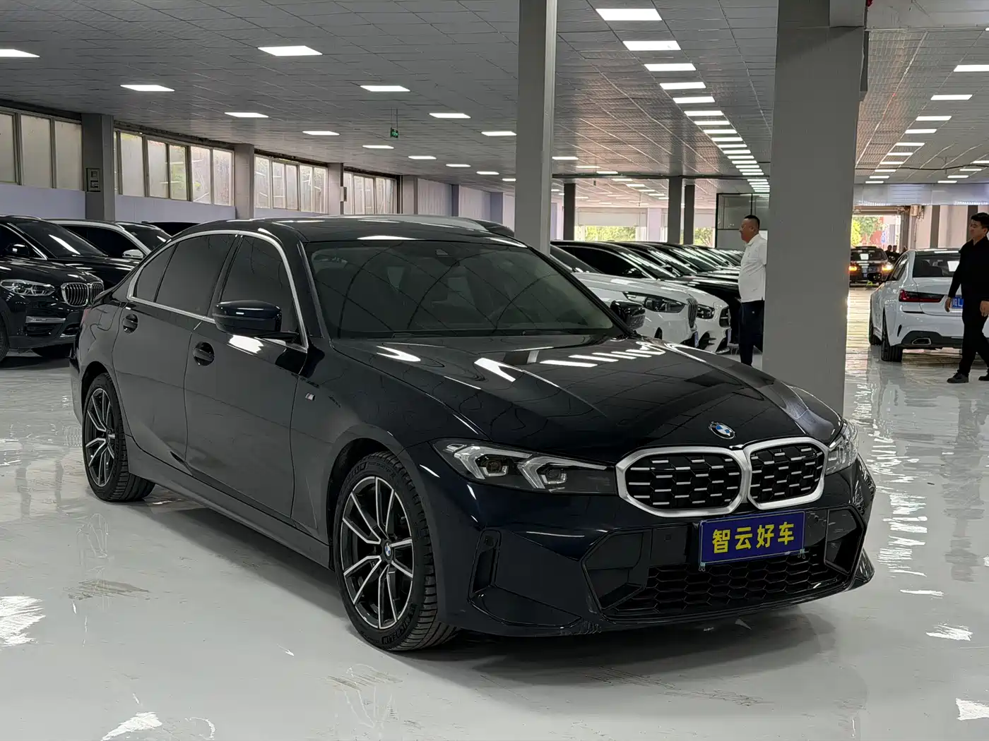 BMW 3 Series 2024 325Li M Sport Package фото 3