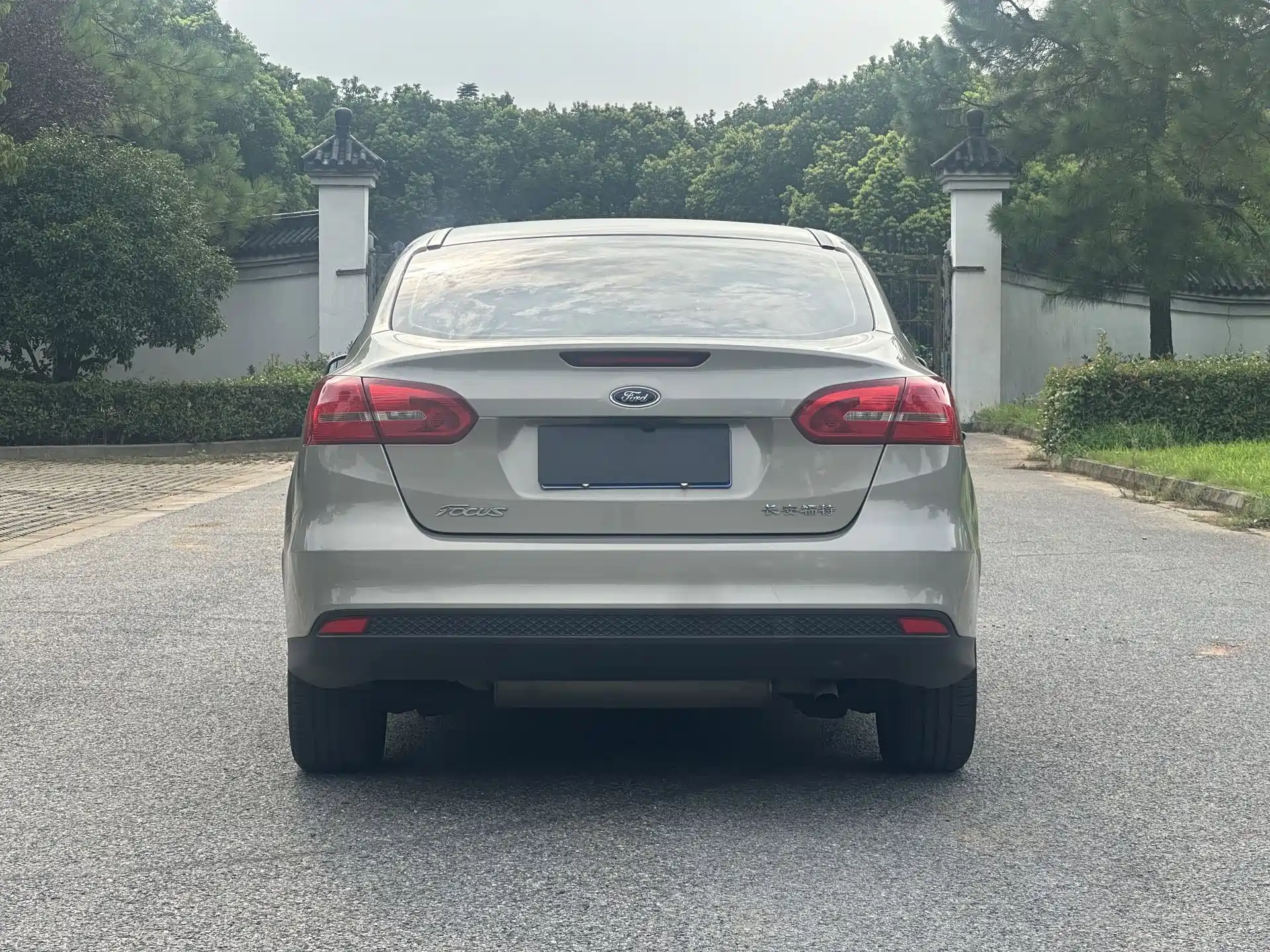 Фото 15 - Ford Focus