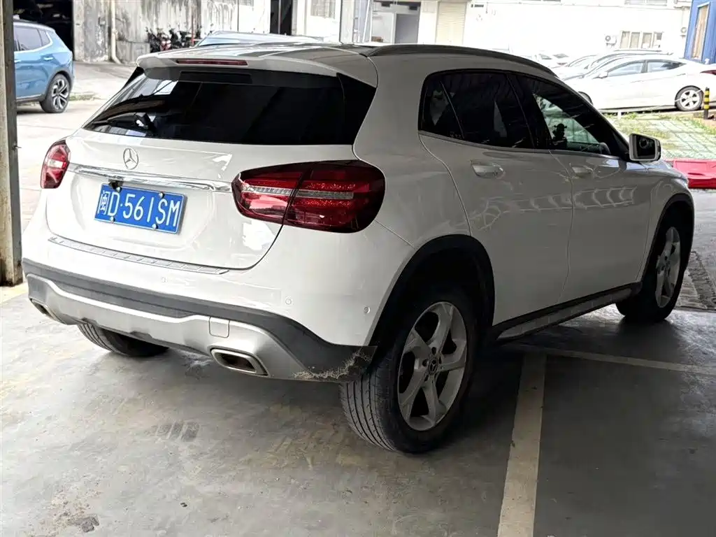 Mercedes-Benz GLA 2019 GLA 200 Dynamic фото 7