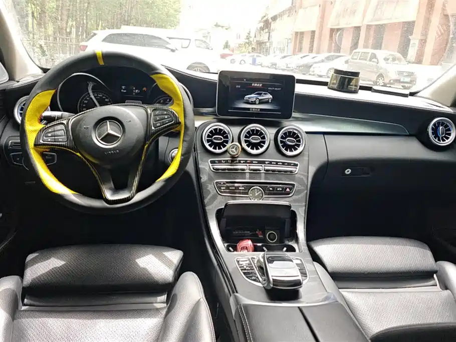 Mercedes-Benz C-Class 2015 Facelift C 200 L Sport фото 12