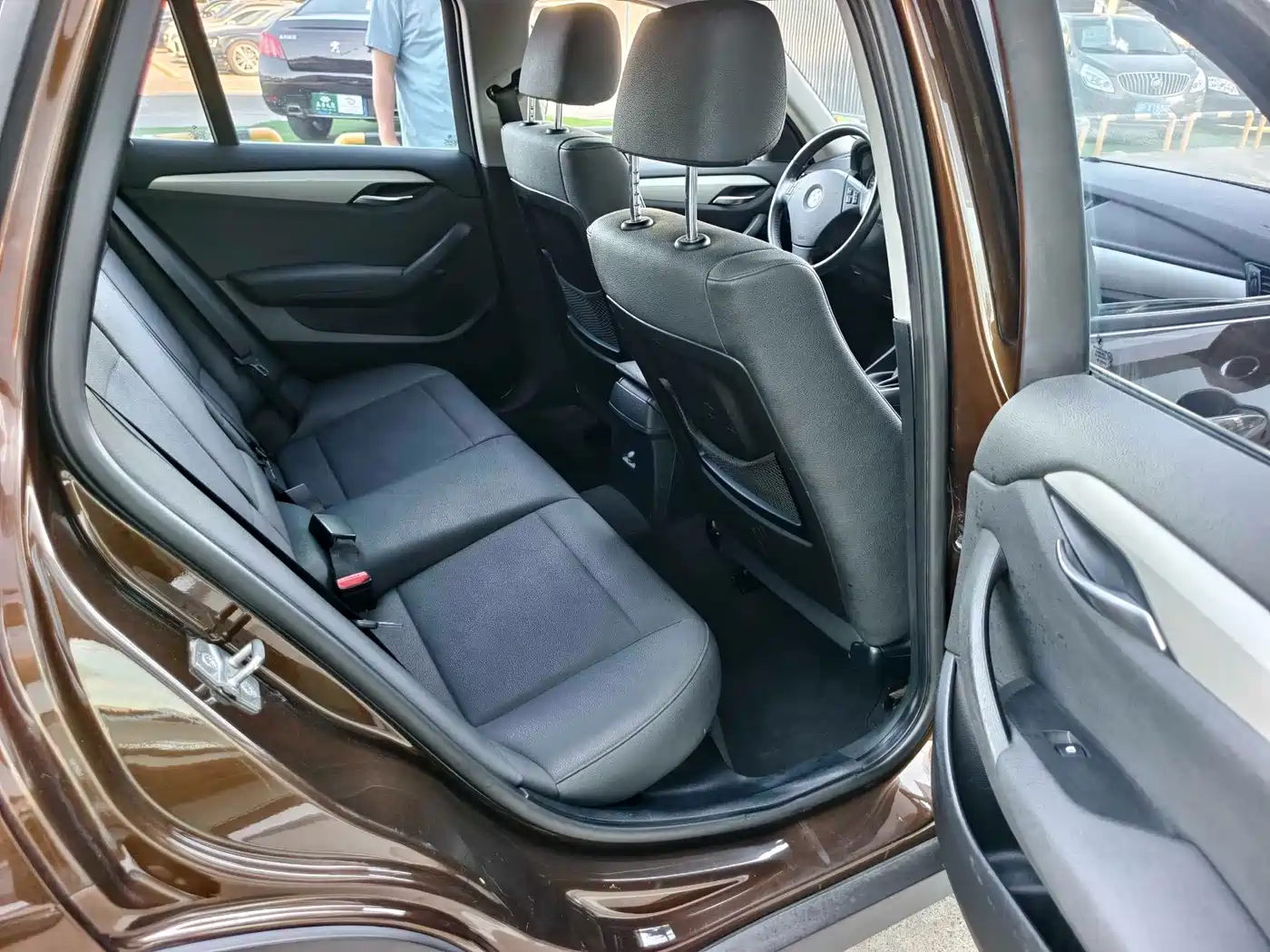 BMW X1 (Import) 2012 sDrive18i Luxury фото 13