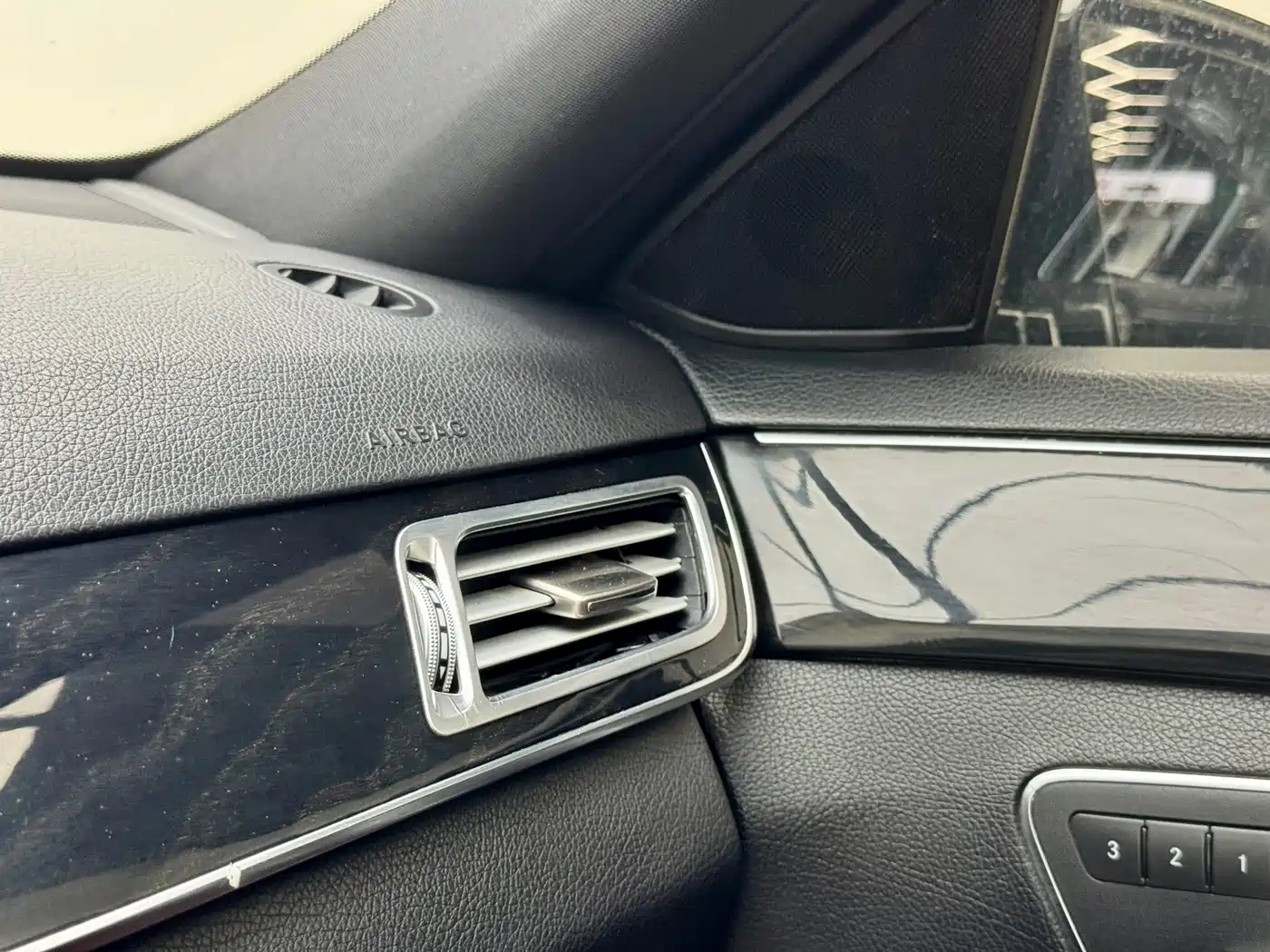 Mercedes-Benz E-Class 2014 E 260 L Sport Luxury фото 7