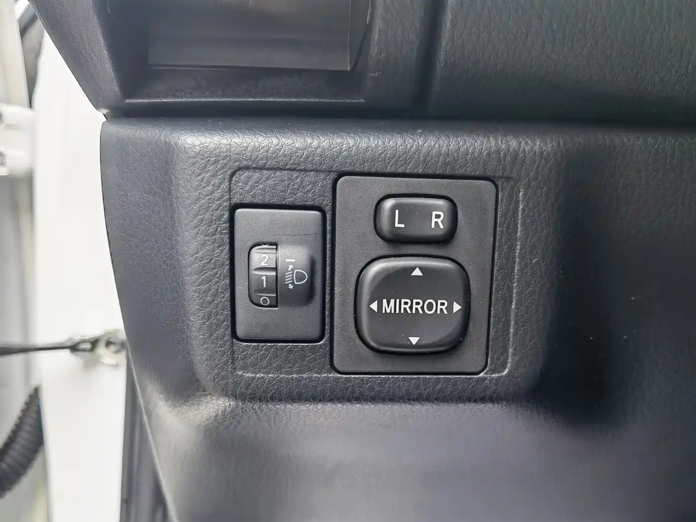 Toyota YARiS L Zhi Xuan 2021 1.5L CVT Leading Edition фото 14