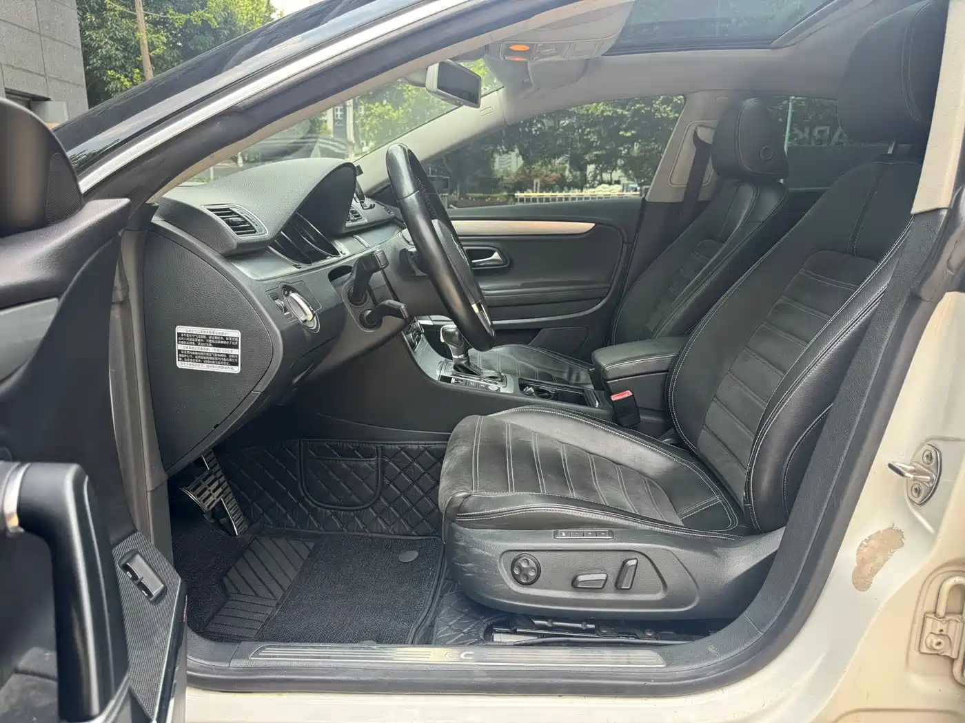 Volkswagen FAW-Volkswagen CC 2012 1.8TSI Luxury фото 10