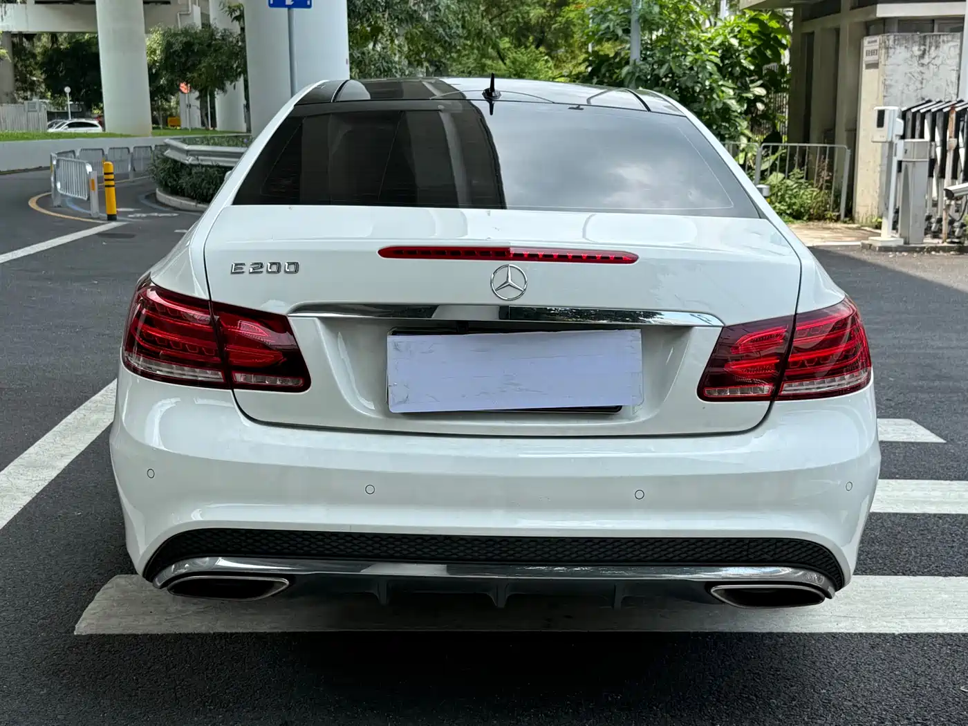 Mercedes-Benz E-Class (Import) 2014 E 200 Coupe фото 10