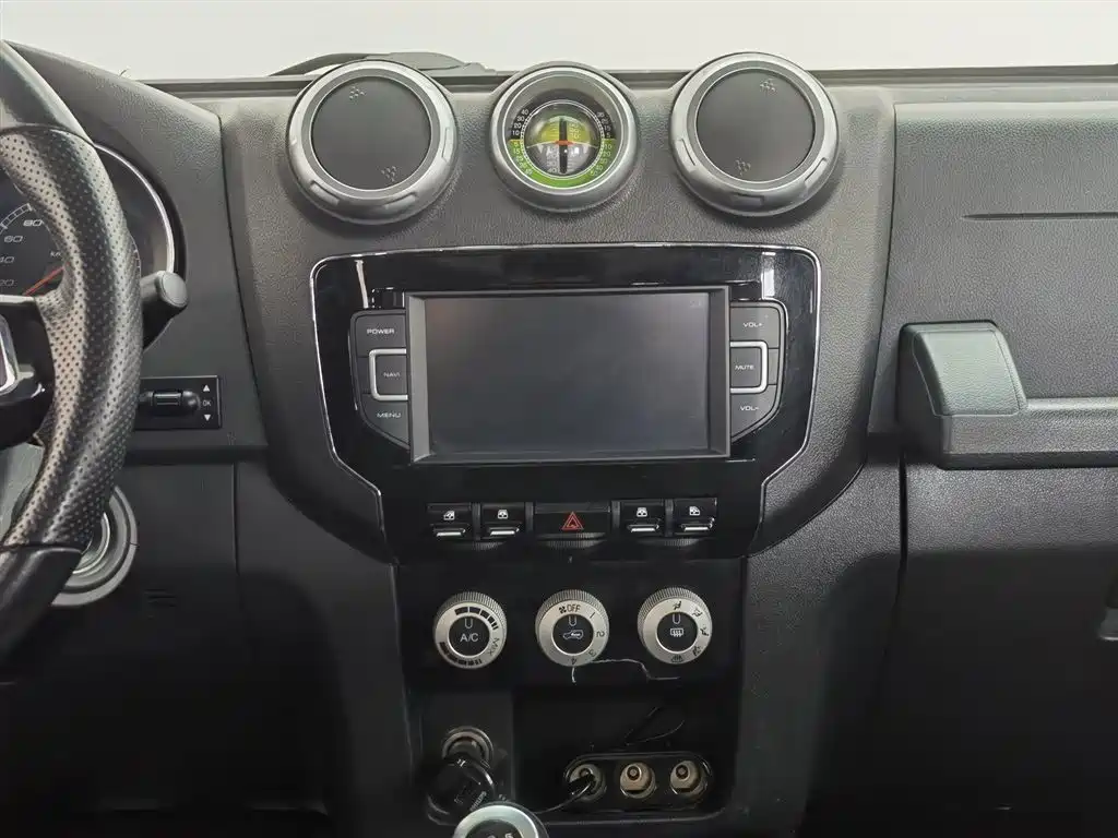 BAIC ORV Beijing Offroad BJ40 2016 Model 40L 2.0T Manual 4WD Premium фото 12