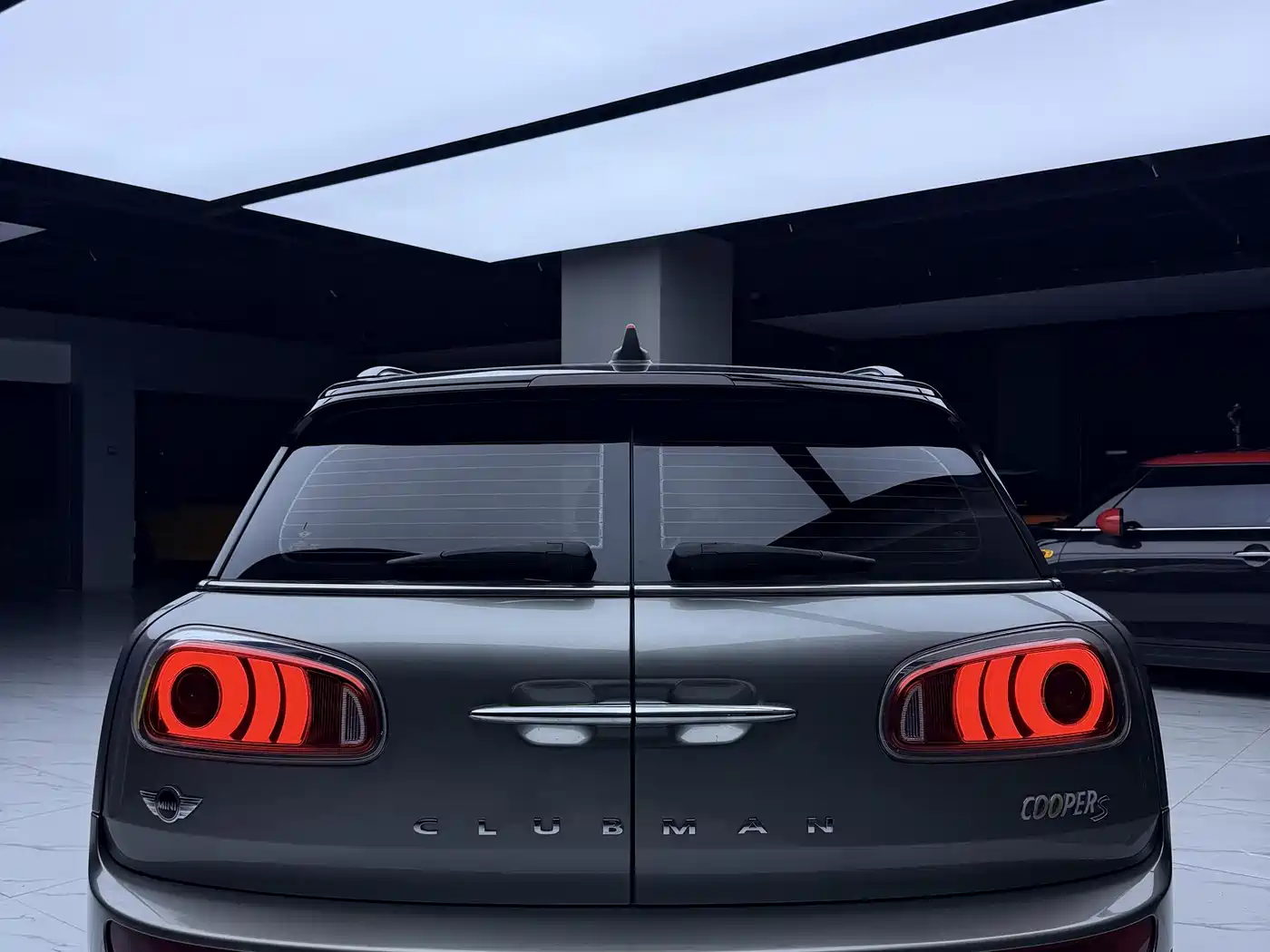 MINI CLUBMAN 2016 Facelift 2.0T COOPER S Geek Edition фото 3