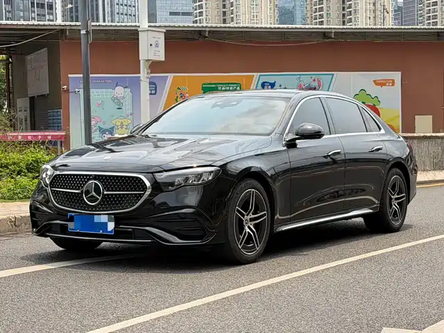 MERCEDES-BENZ E CLASS
