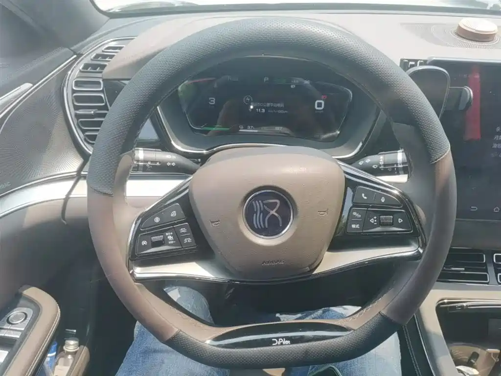 BYD Han 2021 EV Standard Range Luxury фото 11