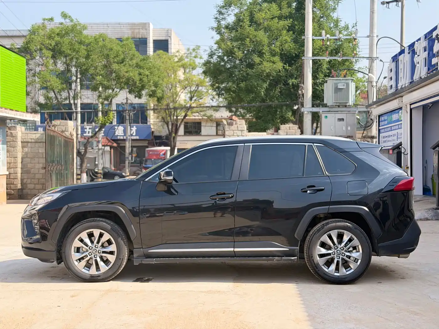 Toyota Wildlander 2024 2.0L CVT FWD Leading Edition фото 4