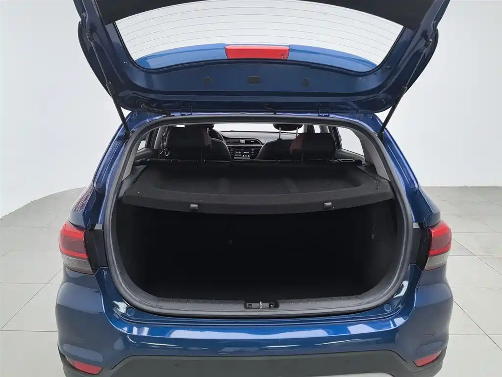Kia KX CROSS 2019 1.6L Automatic Smart Sunroof Edition China VI фото 16
