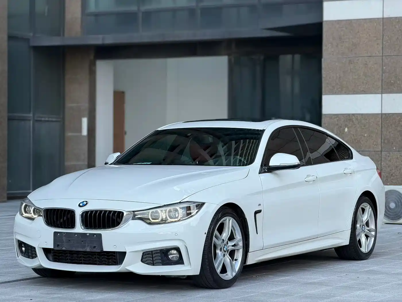 BMW 4 Series 2017 425i Gran Coupe Premium M Sport Package фото 3