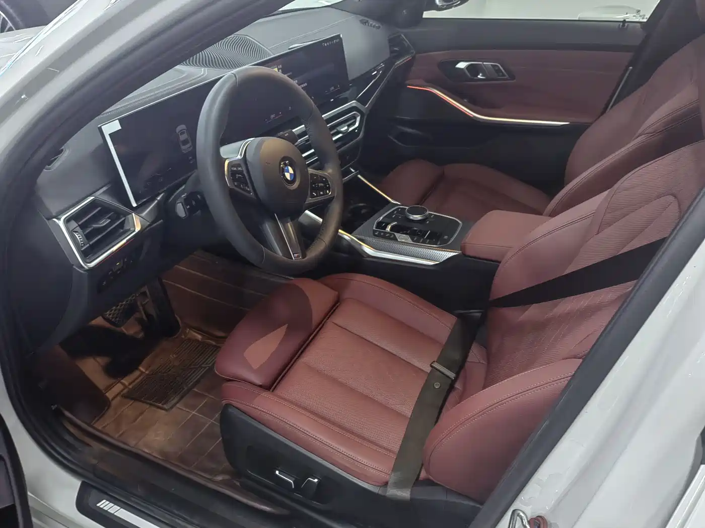 BMW 3 Series 2024 325i M Sport Package фото 3