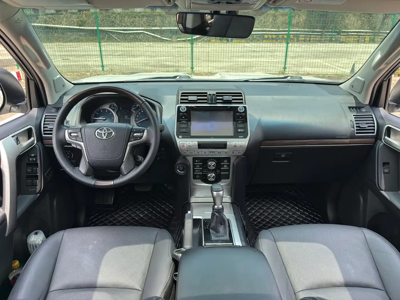 Toyota Prado 2018 3.5L Auto VX NAVI фото 13