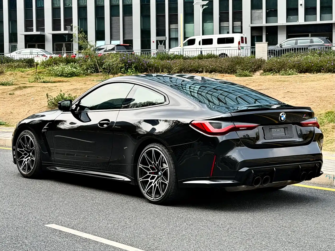 BMW M4 2023 M4 Coupe Thunder Edition фото 7