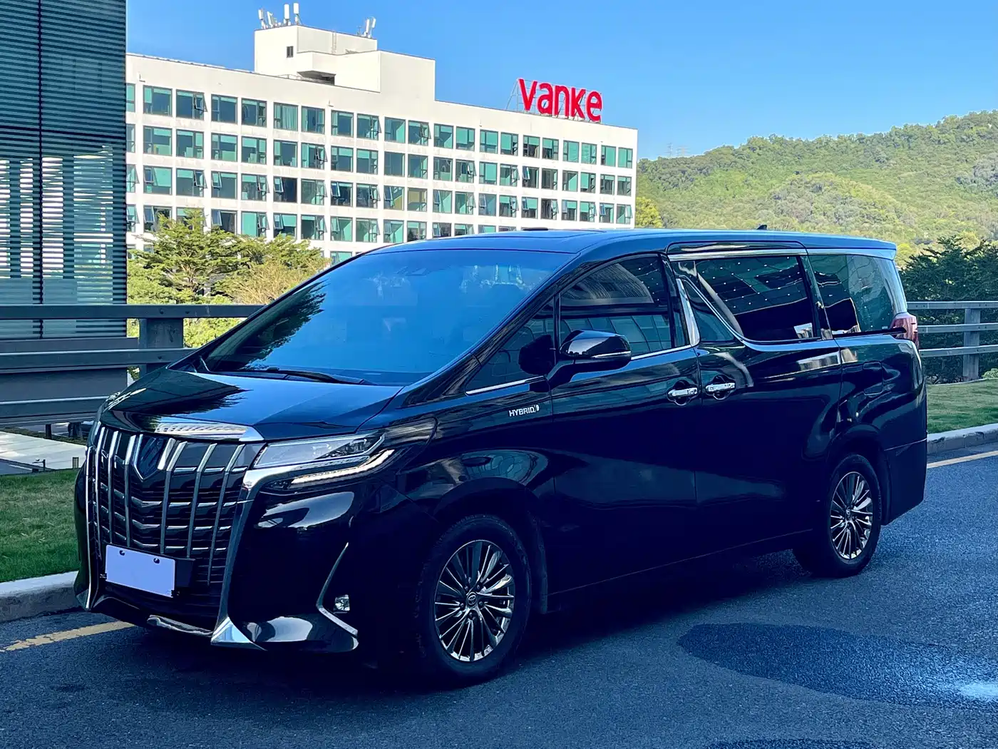 Toyota Alphard 2020 Hybrid 2.5L Luxury Edition