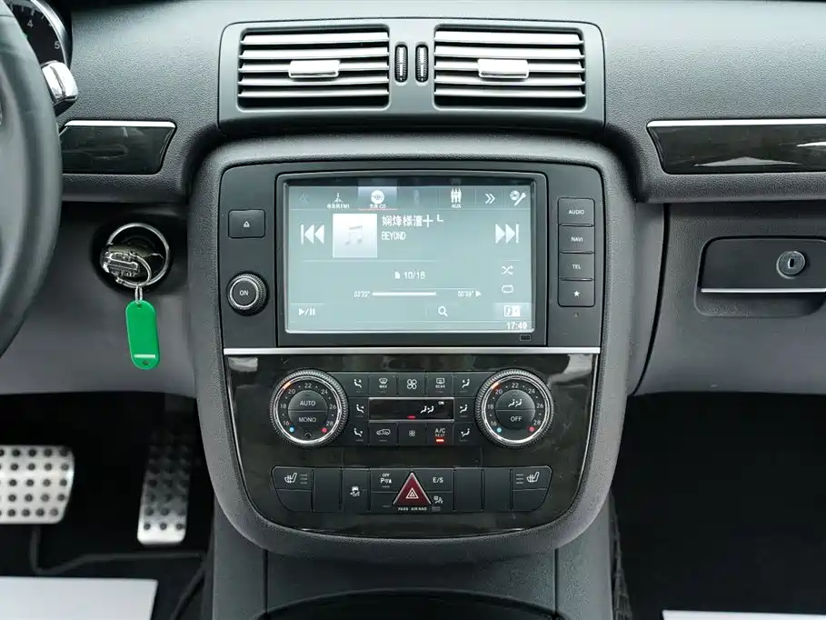 Mercedes-Benz R-Class 2014 R 320 4MATIC Luxury фото 15