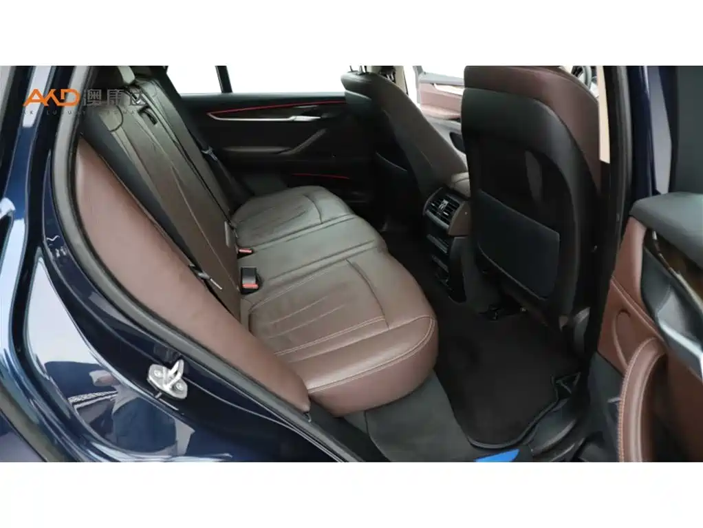 BMW X5 (Import) 2015 xDrive28i фото 8