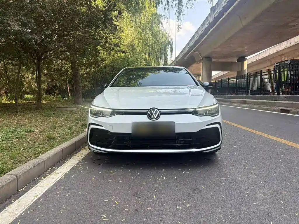 Volkswagen Golf 2021 280TSI DSG R-Line фото 25