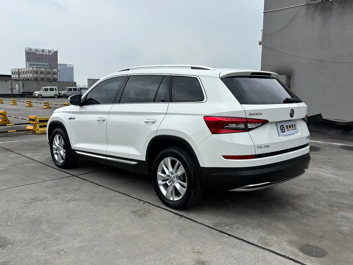 Škoda Kodiaq 2018 TSI330 7-seat FWD Luxury Premium фото 17