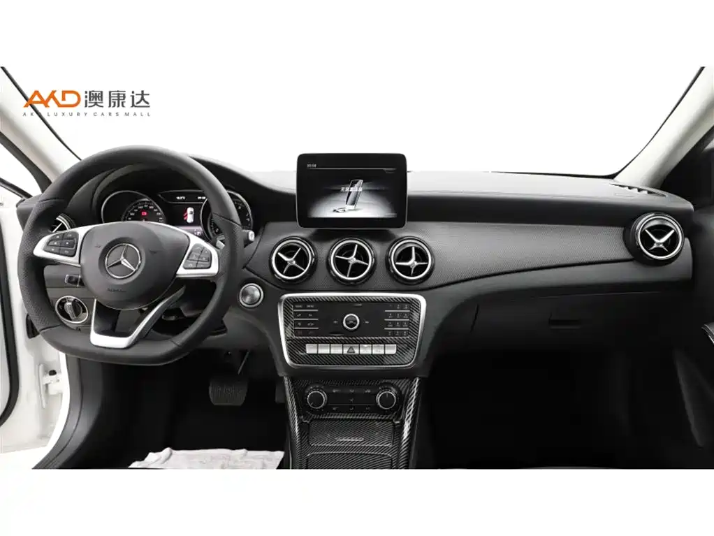 Mercedes-Benz GLA 2019 GLA 200 Fashion фото 5