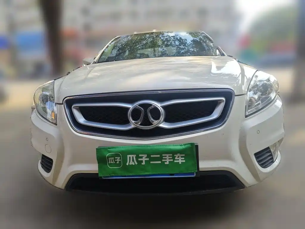 BAIC Senova D50 2015 2015 1.5L Manual Comfort Value Navigation Edition