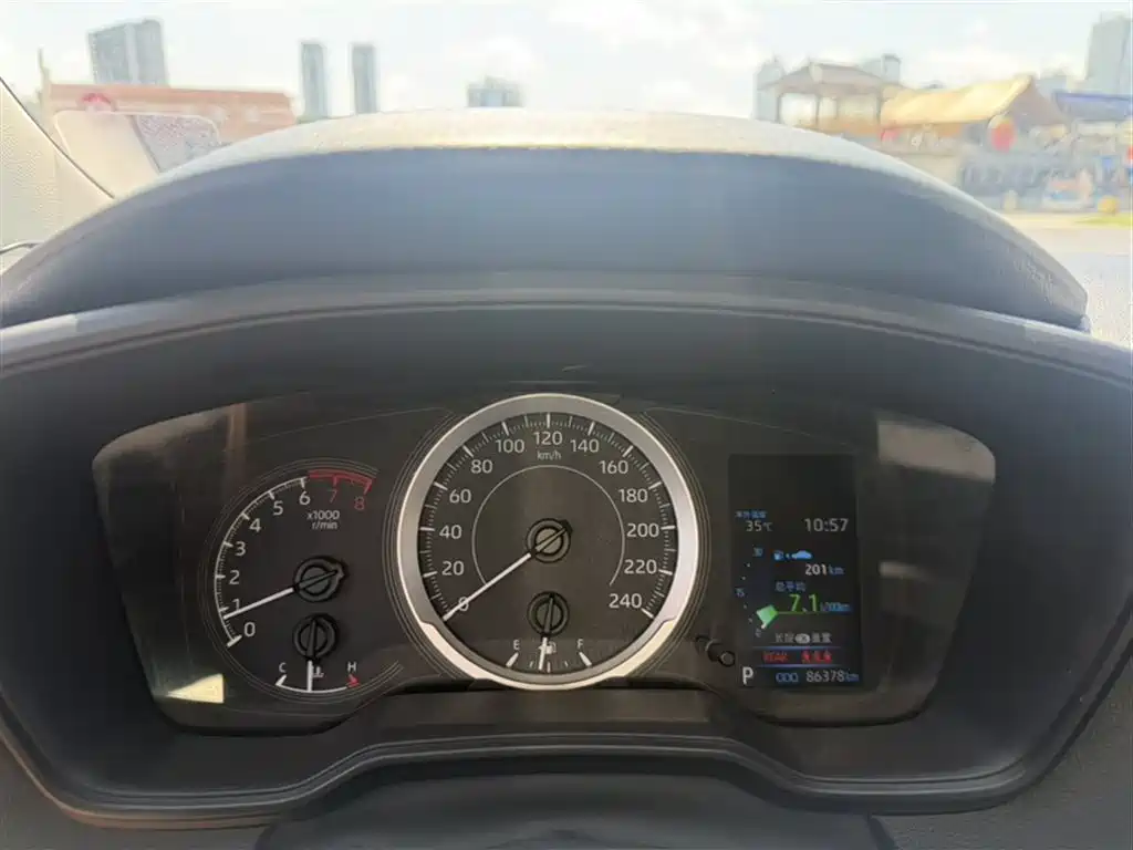 Toyota Corolla 2021 1.2T S-CVT Elite PLUS Edition фото 5