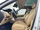 Photo 10 - Land Rover Range Rover