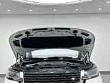 Photo 27 - Land Rover Range Rover