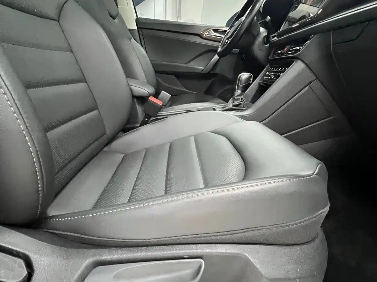 Volkswagen Tharu 2022 280TSI FWD Luxury Edition фото 14