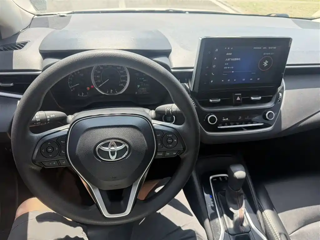 Toyota Corolla 2021 1.2T S-CVT Elite PLUS Edition фото 4