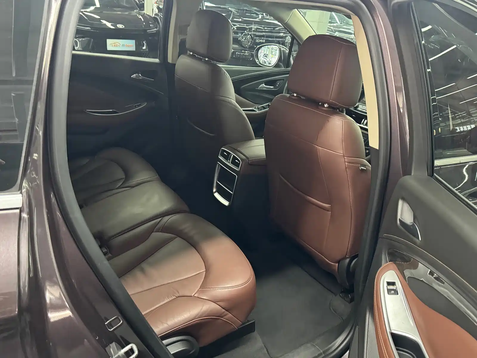 Фото 18 - Buick Envision Plus