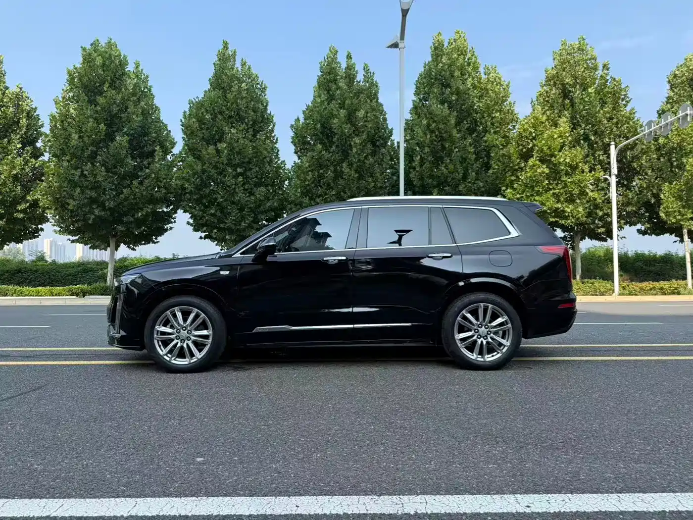 Фото 4 - Cadillac XT6