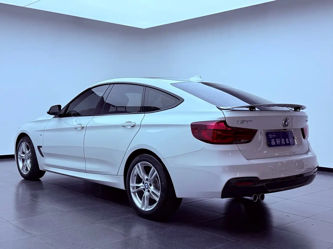 BMW 3 Series GT 2019 320i M Sport Package фото 4