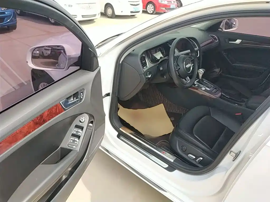 Audi A4L 2016 35 TFSI Collector's Edition Automatic Standard фото 16