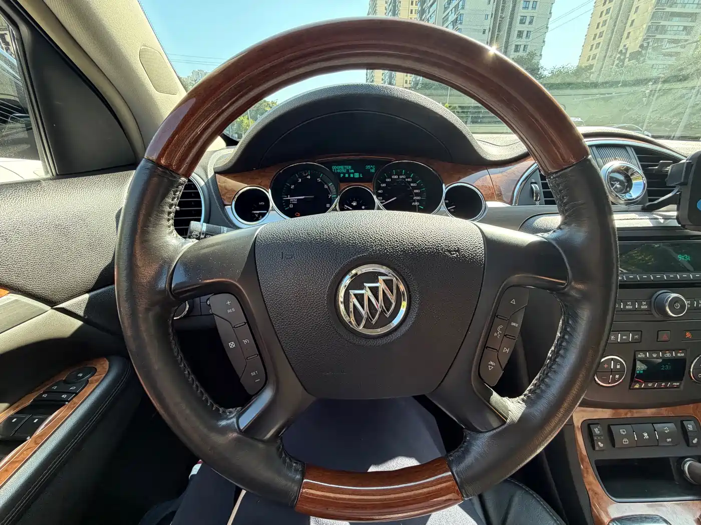 Buick Enclave 2010 2010 3.6L Flagship Edition
