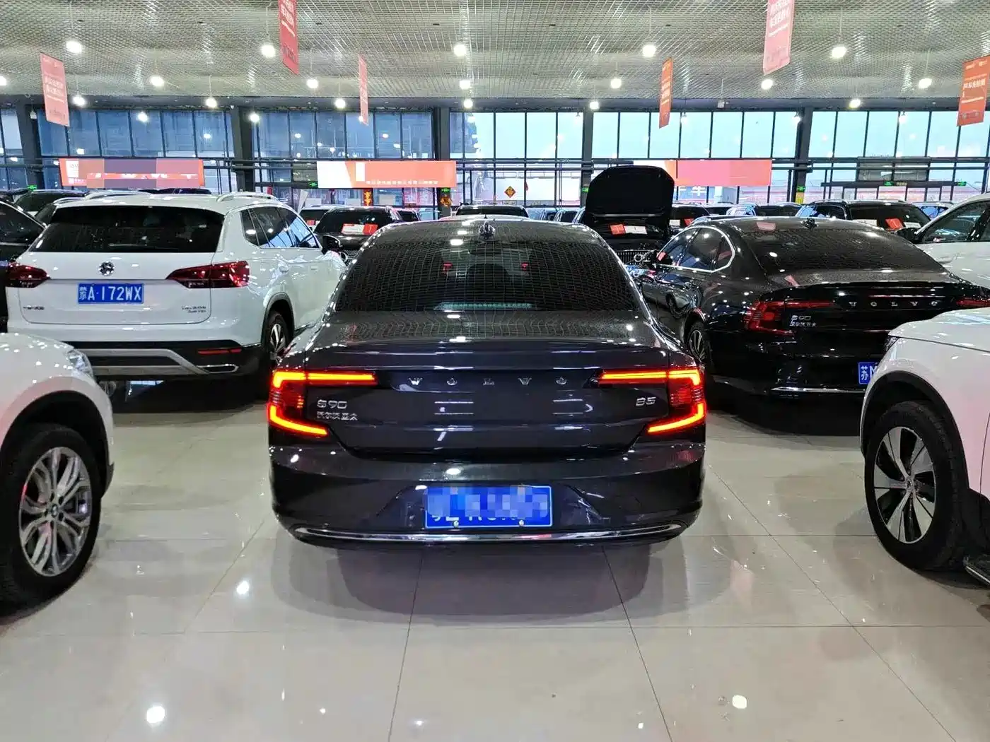 Фото 5 - Volvo S90