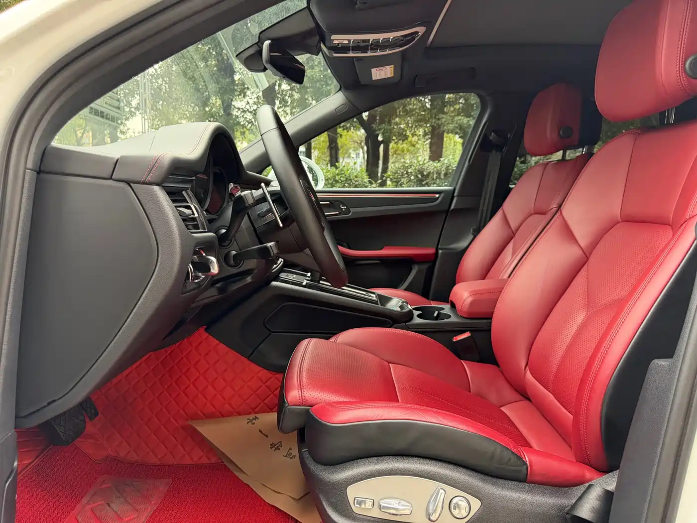 Porsche Macan 2023 Macan 2.0T фото 5