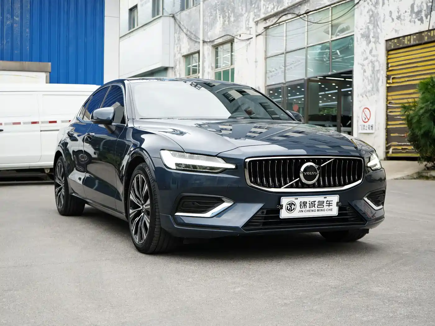 Volvo S60 2023 2023 B4 Smart Vision Luxury Edition