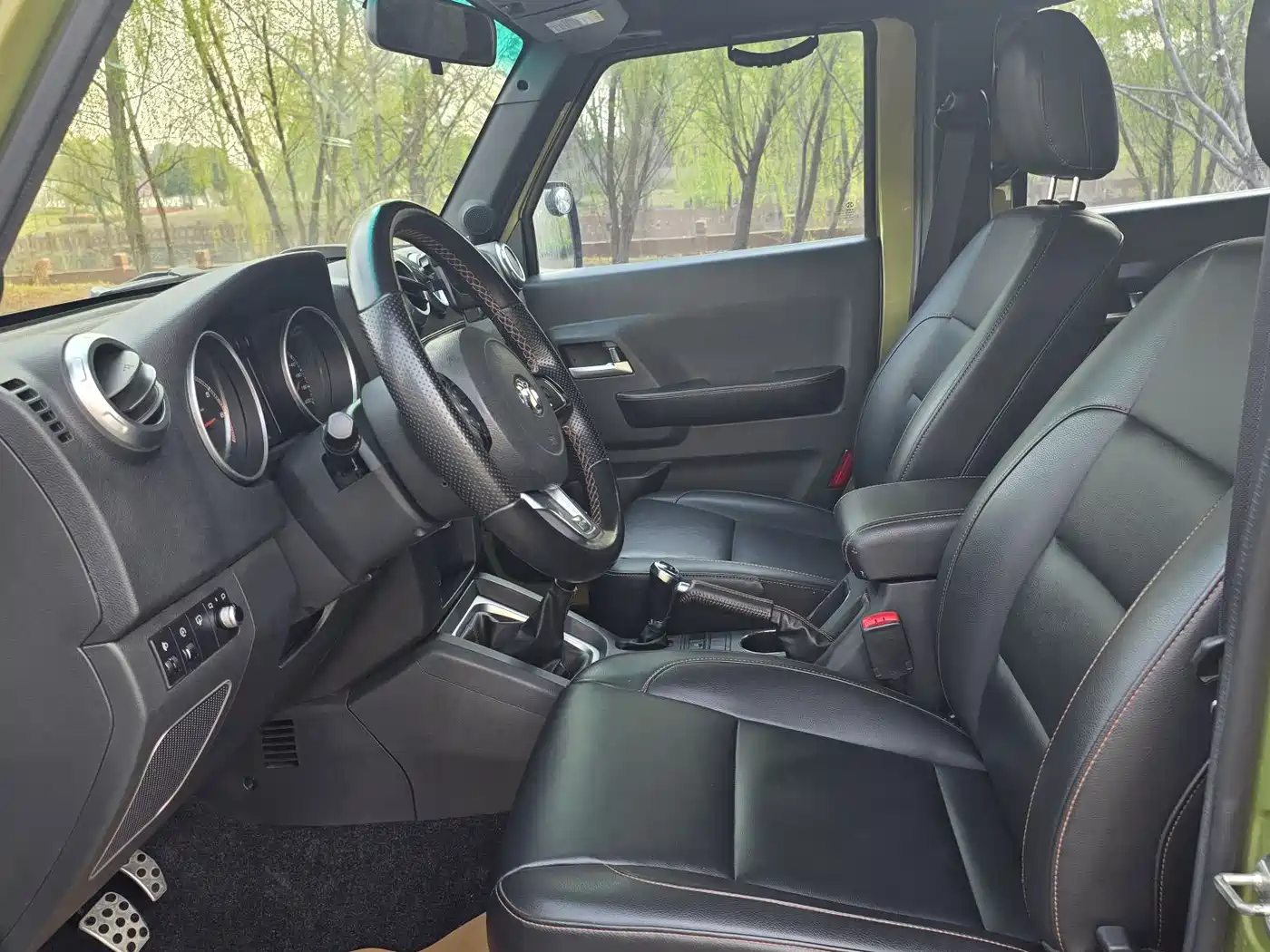 BAIC ORV Beijing Offroad BJ40 2016 Model 40L 2.0T Manual 4WD Premium фото 8
