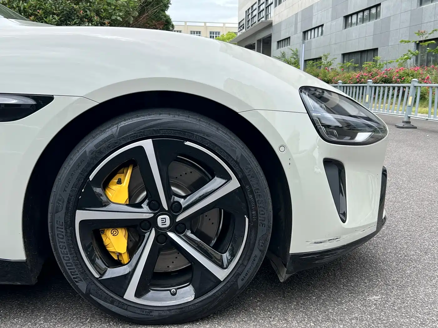Xiaomi Auto Xiaomi SU7 2024 RWD Ultra Long Range Advanced Smart Driving Pro Edition фото 13