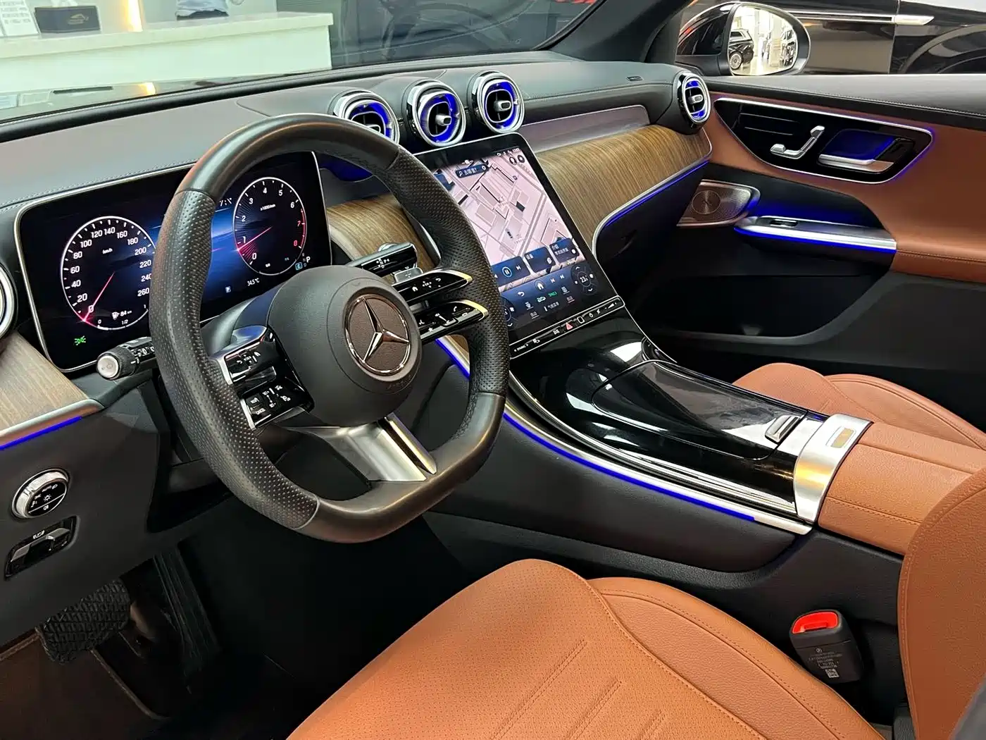 Mercedes-Benz GLC 2024 Facelift GLC 300 L 4MATIC Sport 5-seater фото 7