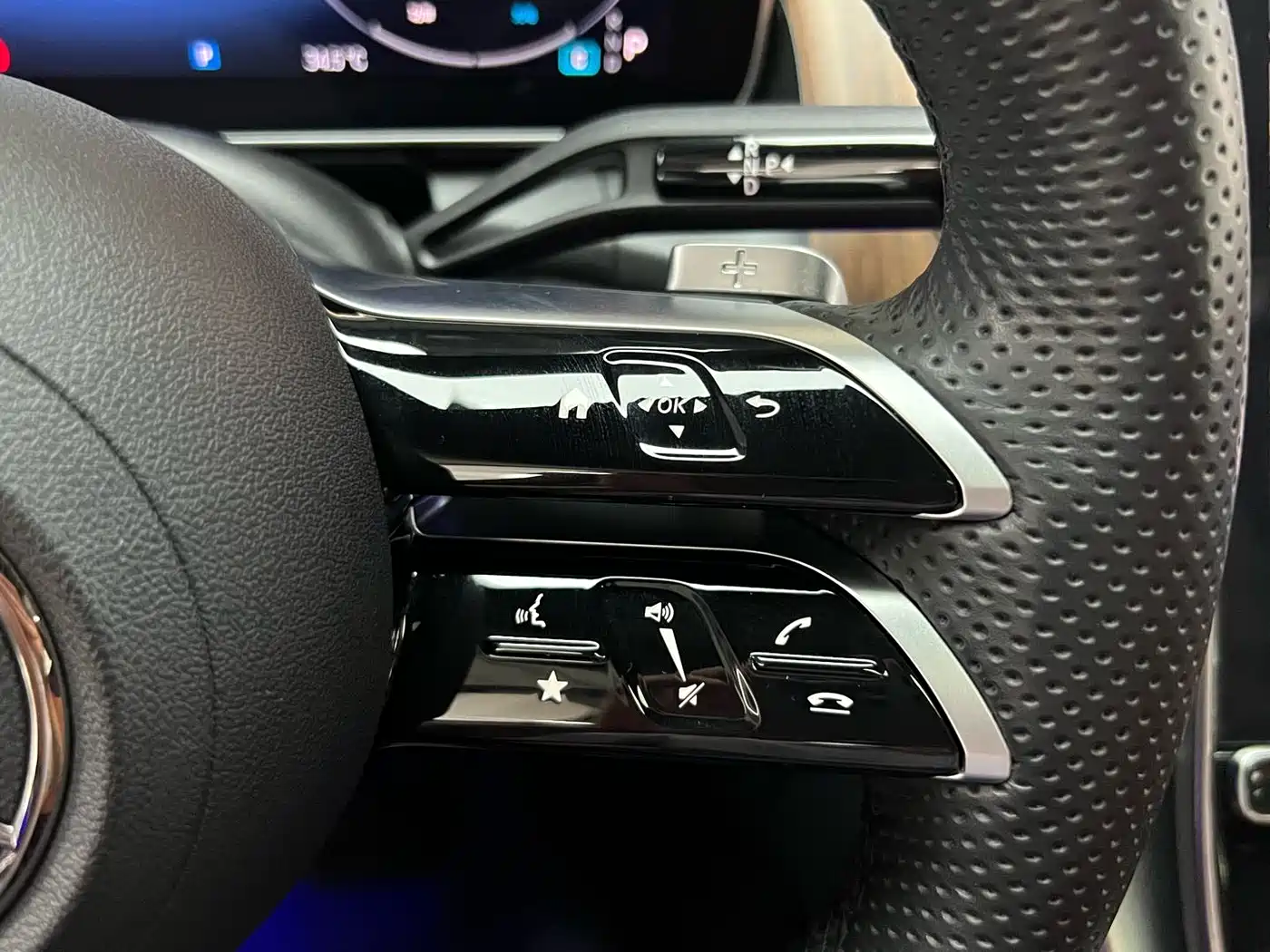Mercedes-Benz GLC 2024 Facelift GLC 300 L 4MATIC Sport 5-seater фото 21