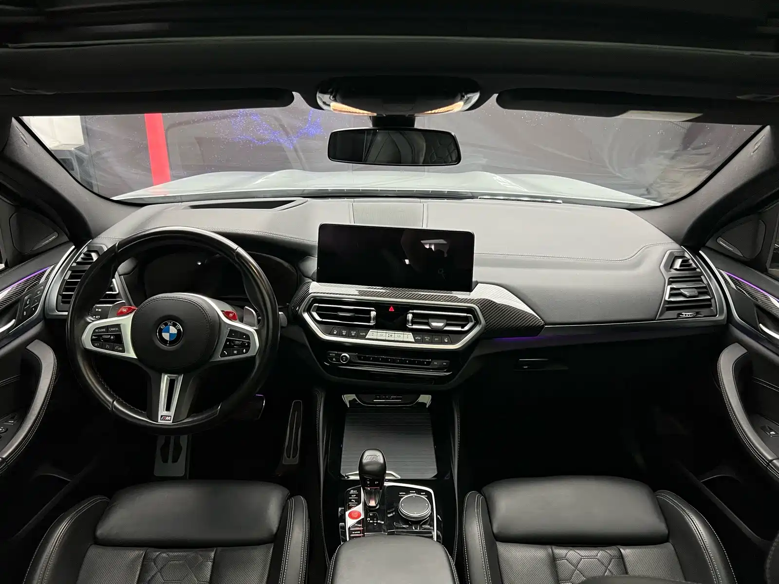 Photo 10 - BMW X4 M