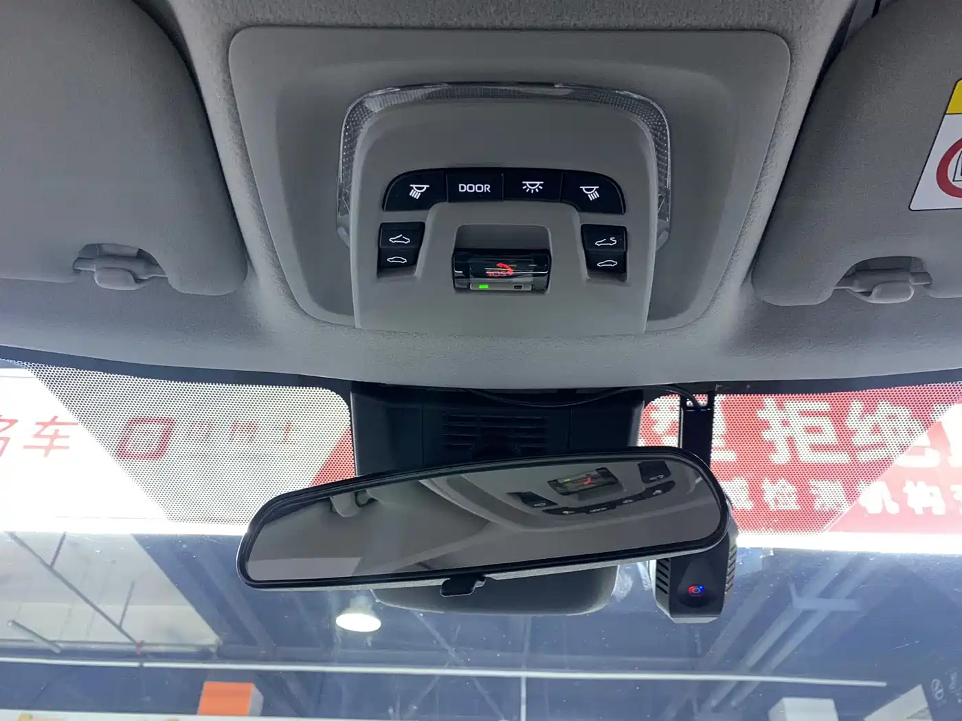 Toyota Levin 2023 Smart Hybrid 1.8L Luxury фото 9